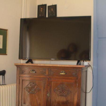 Classic Apartment In Kalamáta Kültér fotó
