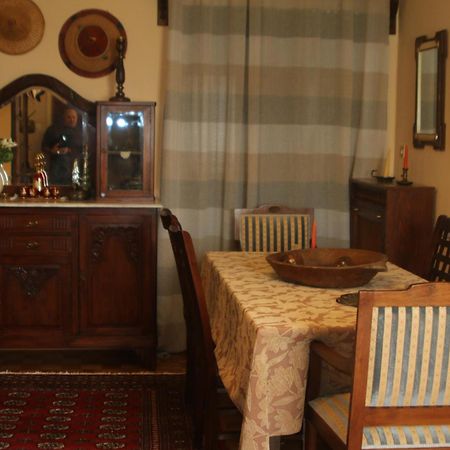 Classic Apartment In Kalamáta Kültér fotó