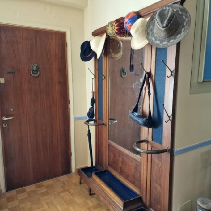 Classic Apartment In Kalamáta Kültér fotó