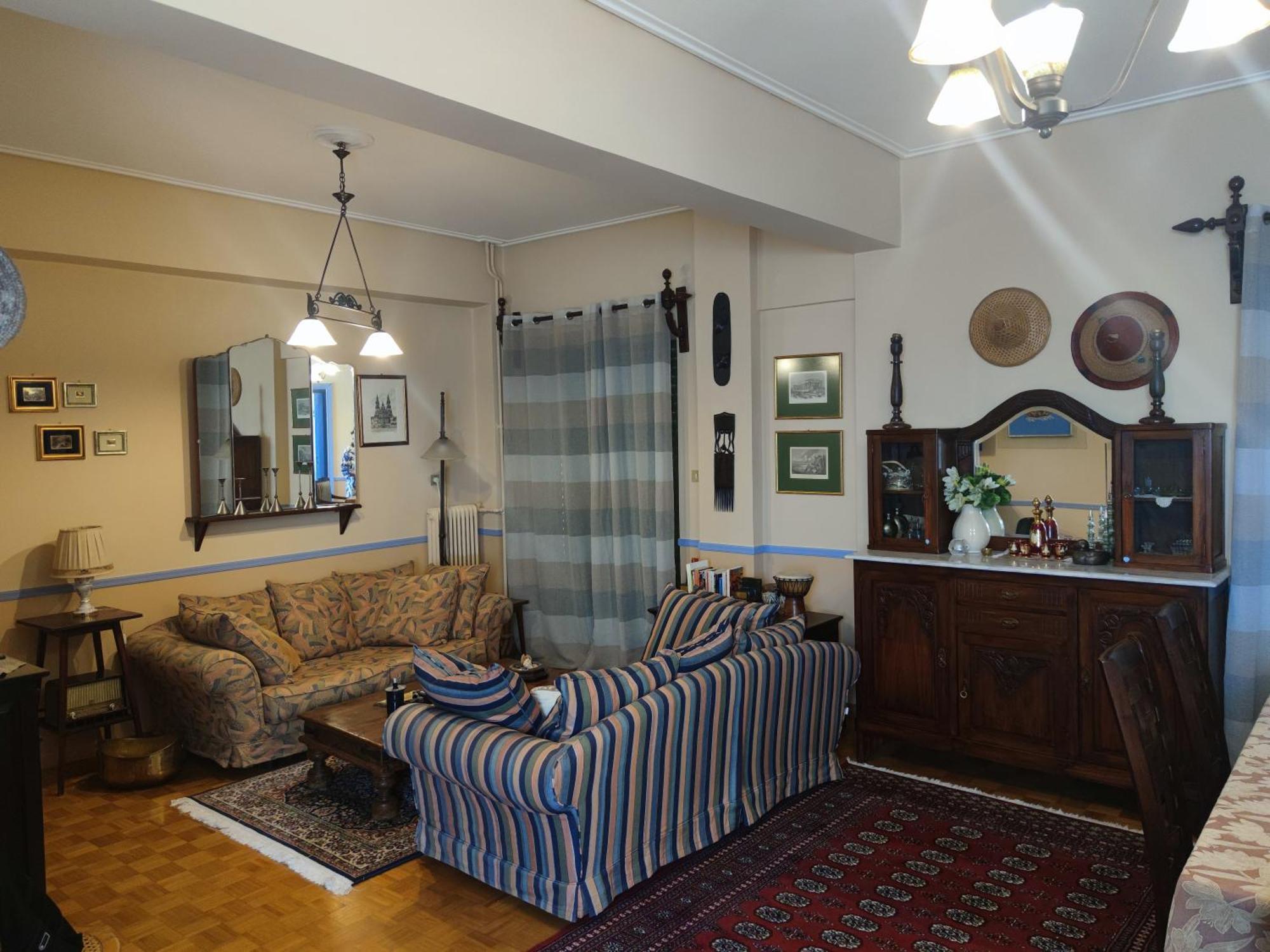 Classic Apartment In Kalamáta Kültér fotó